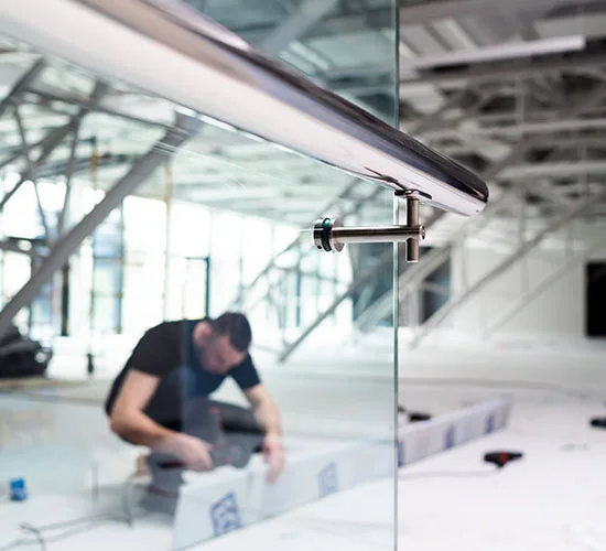 Key West, FL highly skilled glass repair technicians